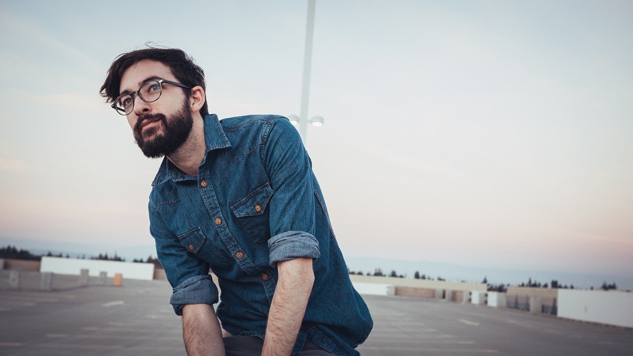 How to Make Your Beard Grow Thicker - Beard Gains